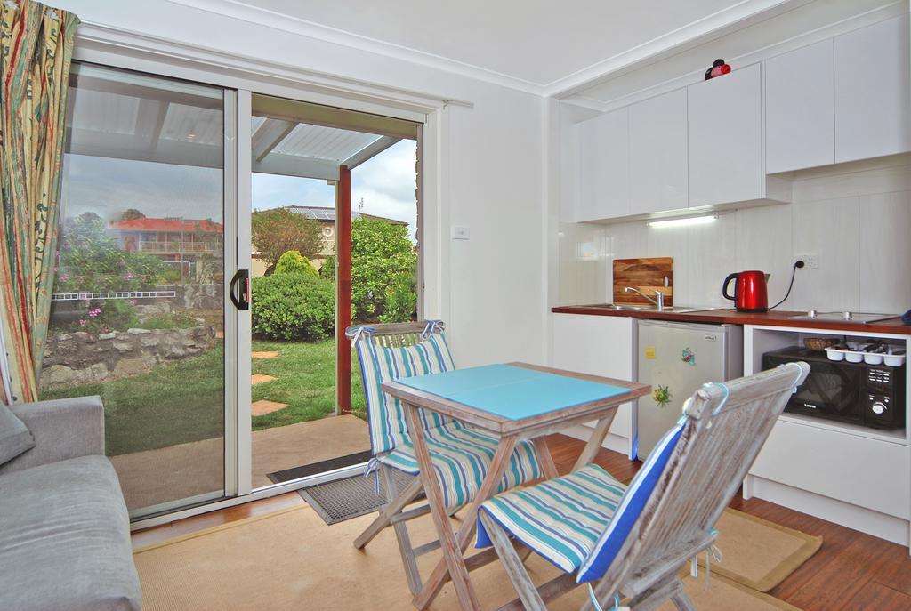 Marazul Best Deal - Stone Bathtub, Wifi, Functional - Mandarins And Lemons When Available Vincentia Habitación foto